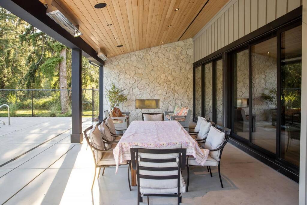 The Fernridge Estate: 5Bd Family Retreat! Villa Langley Buitenkant foto