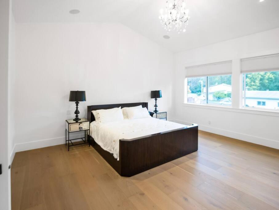 The Fernridge Estate: 5Bd Family Retreat! Villa Langley Buitenkant foto