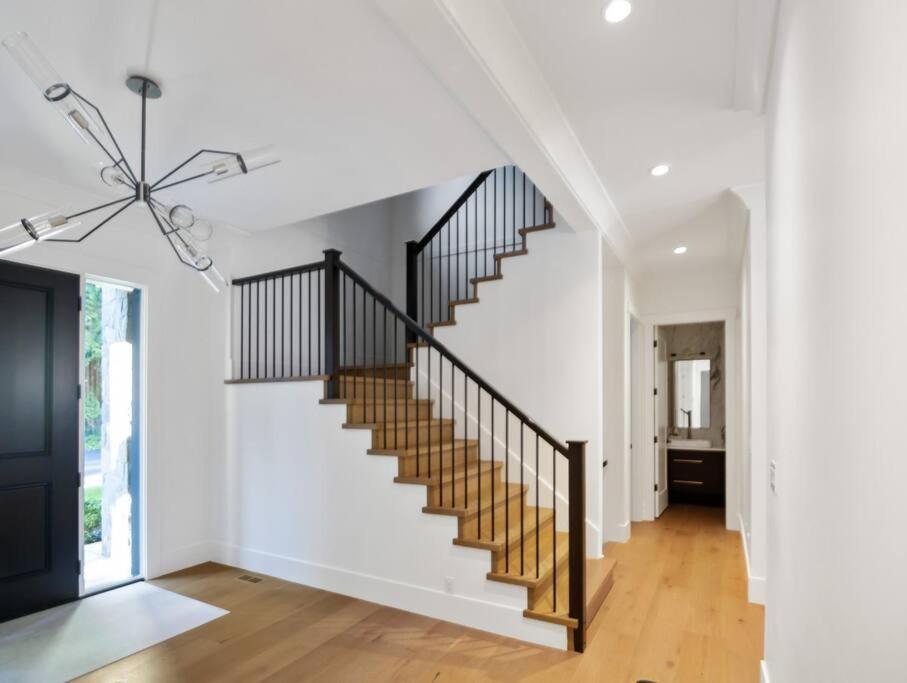 The Fernridge Estate: 5Bd Family Retreat! Villa Langley Buitenkant foto