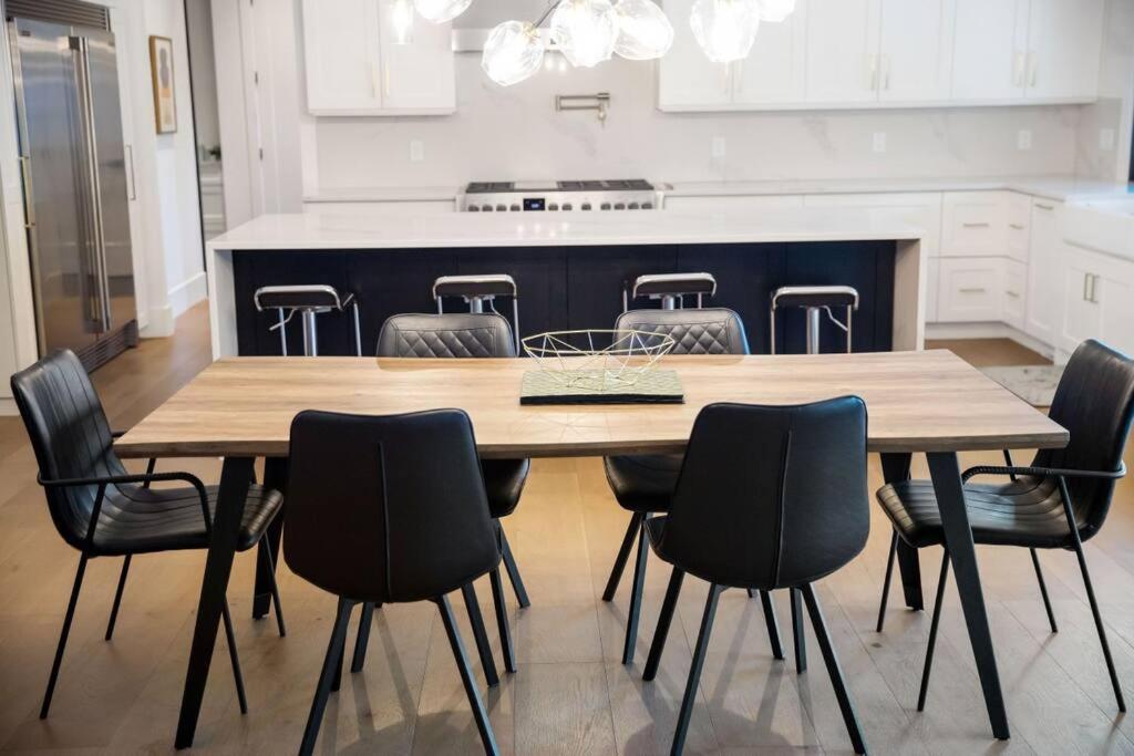 The Fernridge Estate: 5Bd Family Retreat! Villa Langley Buitenkant foto